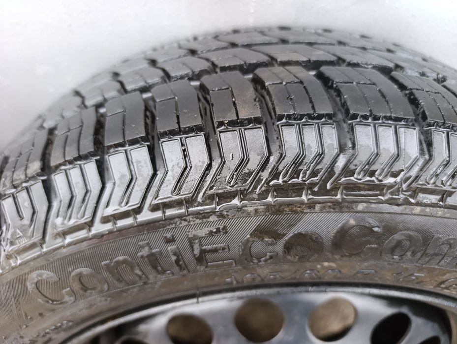 Продава алуминиеви джанти с гуми