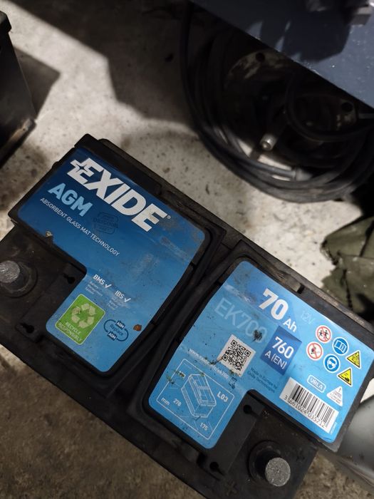 Vand diverse modele baterii stare buna