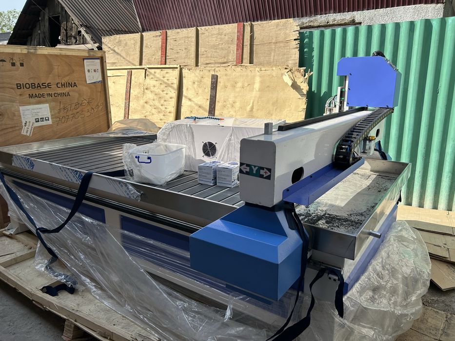 Фрезерный станок ЧПУ 1325