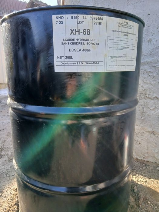 Vând  ulei hidraulic