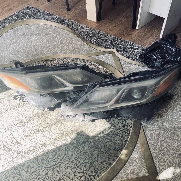 Продается фара Camry 70 американец