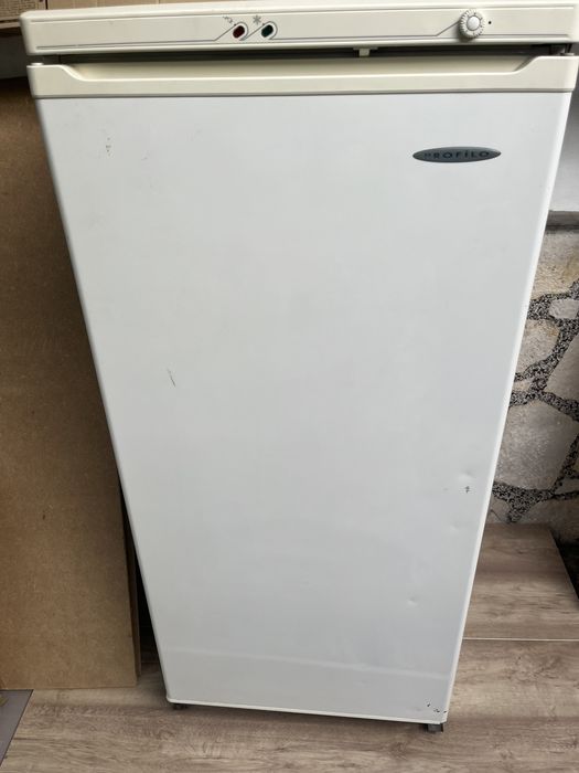 хладилник горна камера