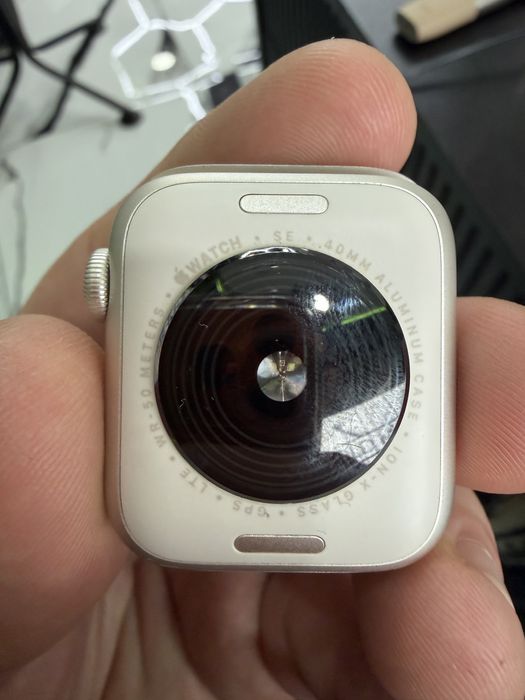 Apple watch SE 2 40 mm + GPS !