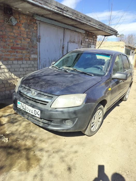 Сдам авто под выкуп  лада гранта