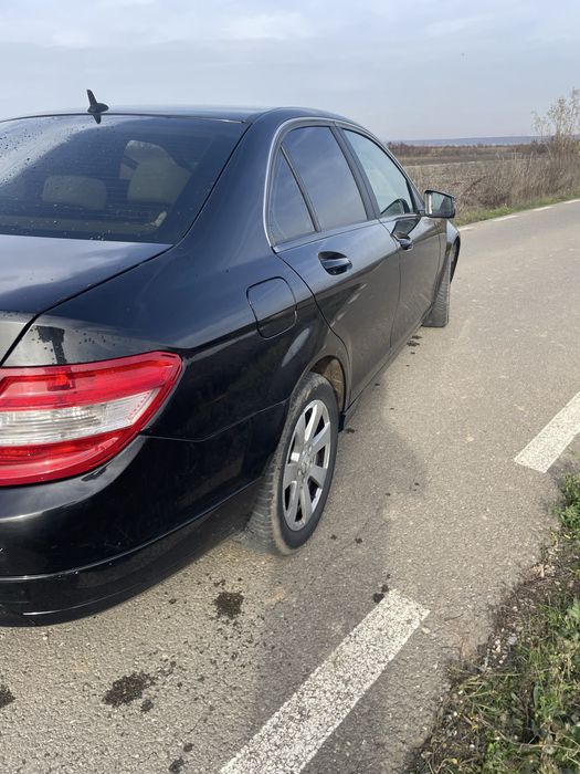 Mercedes-Benz C-Class (W204) 2.2 CDI
