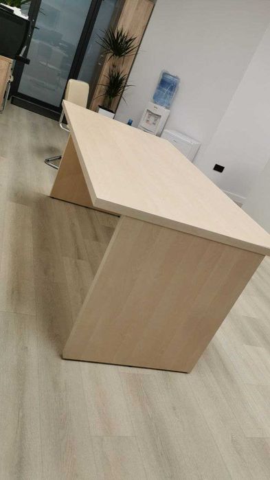 Продам конференц-стол 180х90 см