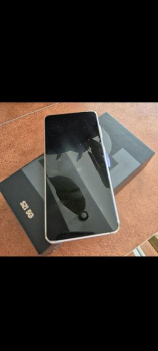 Samsung S21 plus ,S21 ,S20 Fe , toate noi.