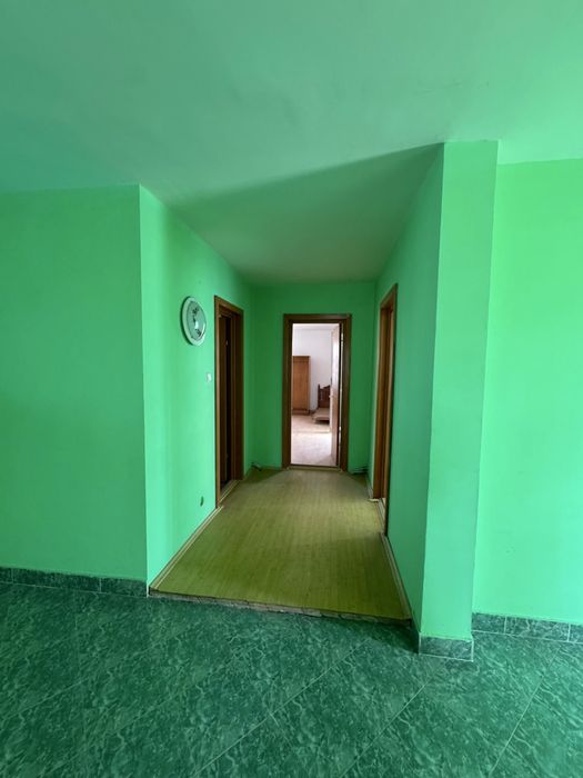 Inchiriez casa muncitori slatina 6 dormitoare