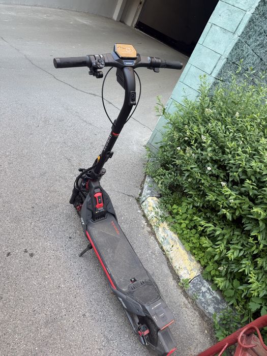 Самокат Ninebot ZT3 Pro