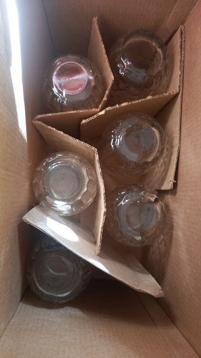 Стъклен сервиз с кана и 6 чаши