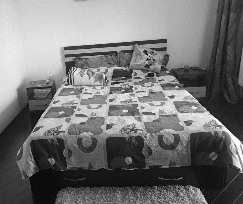 Vând mobila dormitor