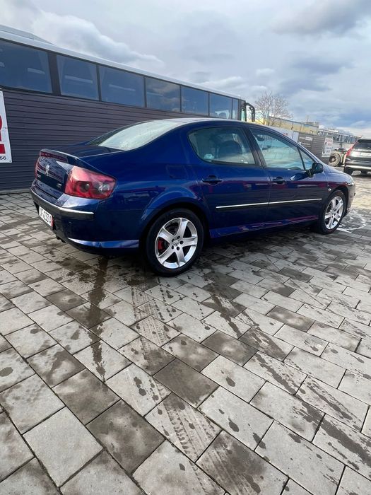 Vând  PEUGOT  Limuzine