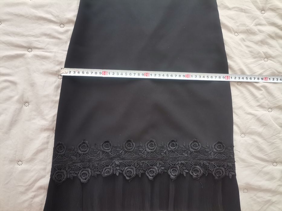 Елегантна дамска рокля