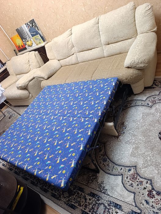 Продается мягкая мебель 4ка.