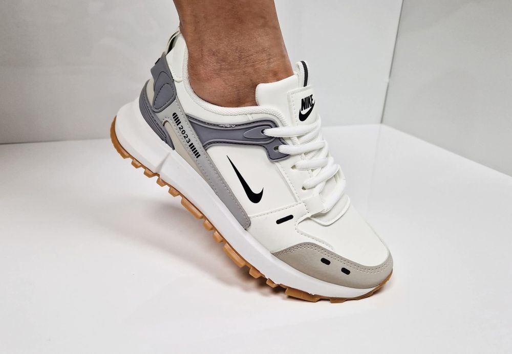 Дамски маратонки