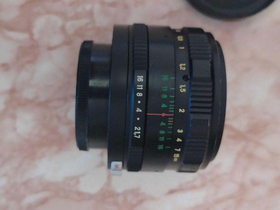 Обектив Zenitar-M 1.7/50mm KMZ Auto/MANUAL с винтова монтировка M42 Zenit