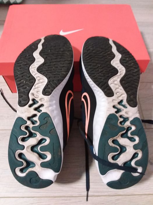 Vand Nike Air Zoom Tempo mărimea 47,5