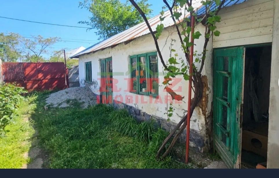 Casa de vânzare