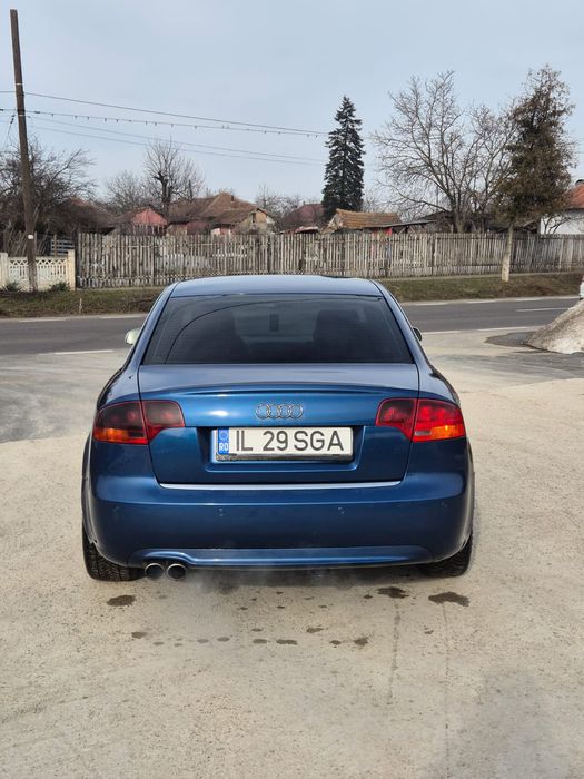 Vând Audi A4 S-line