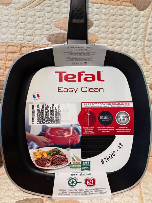 ЧИСТО НОВ грил тиган Tefal Easy Cook & Clean