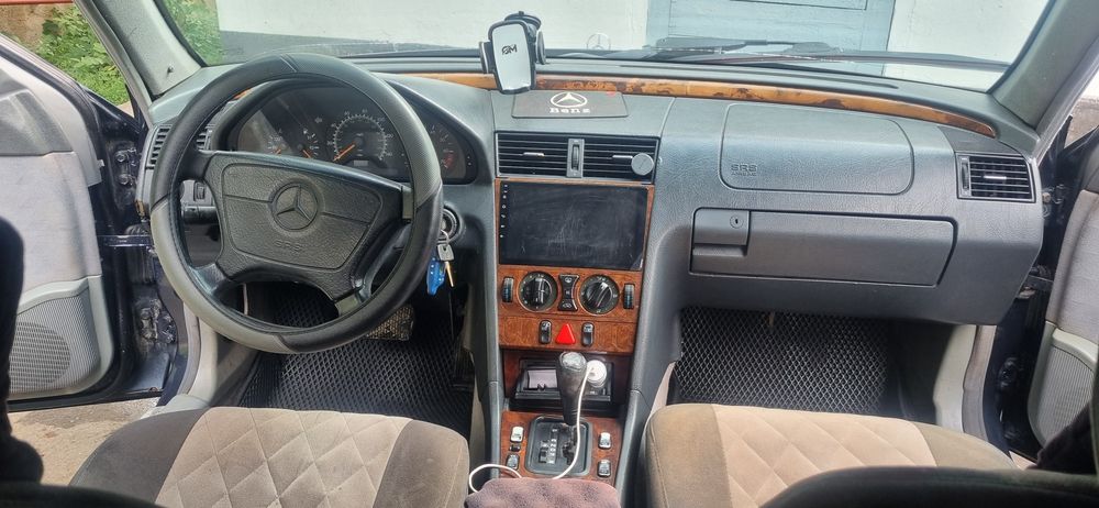 Продам Мерседес  C200