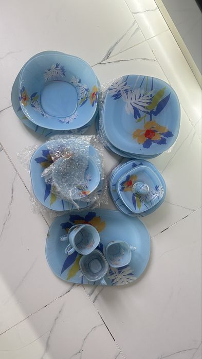 Продам чайно-столовый сервис