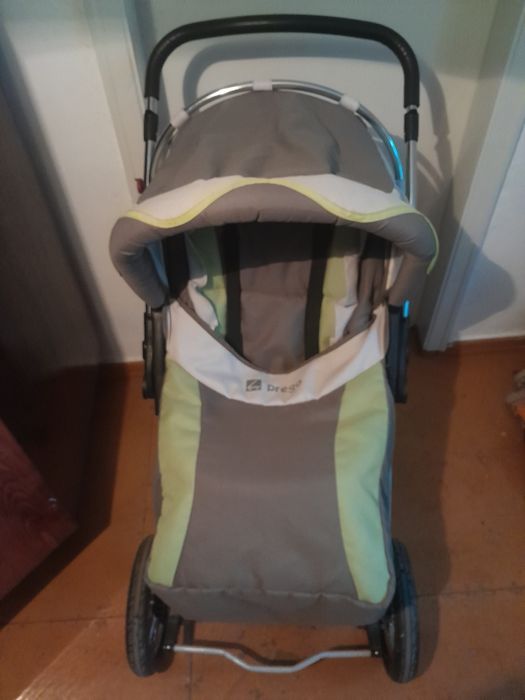 Продам детскую коляску