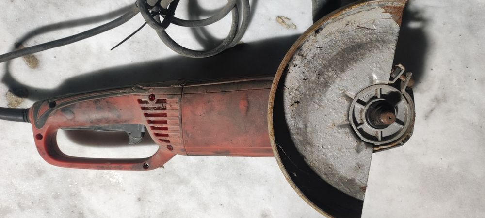 Продам 2 большие болгарки