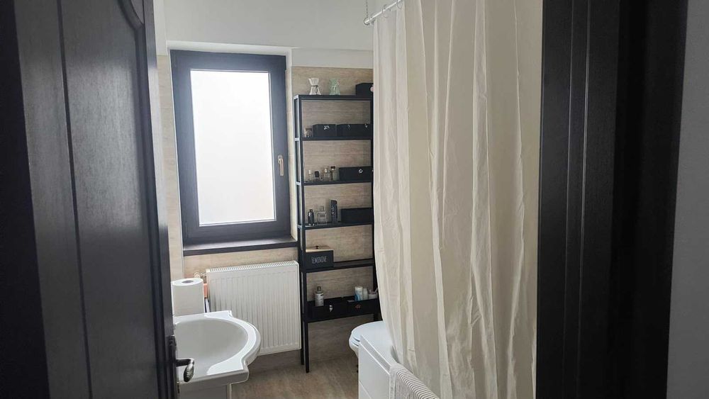 Apartment 2 camere de inchiriat