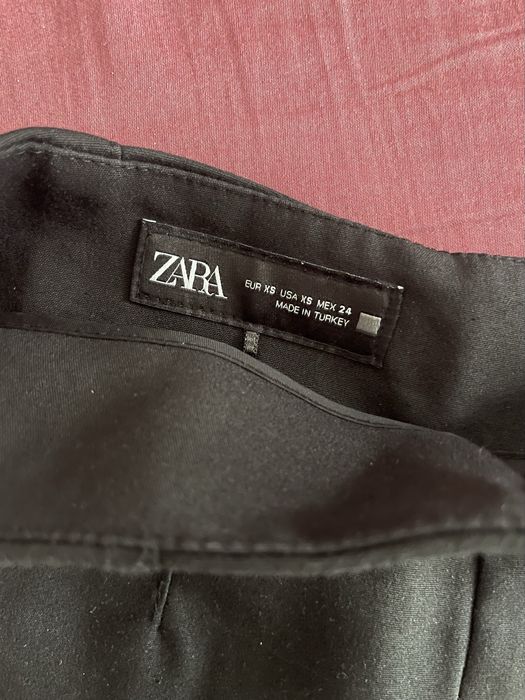 Zara къси панталонки XS