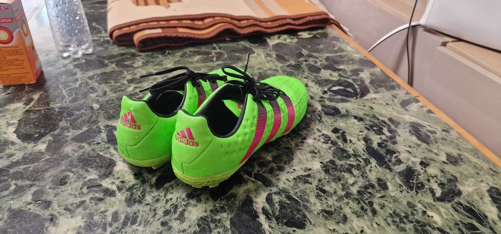 Ghete de fotbal/pantofi