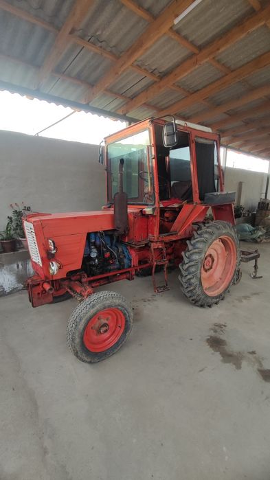 Т25  traktor              .