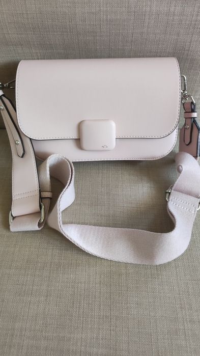 Дамски чанти различни моделчета