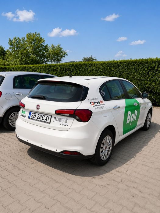 Fiat Tipo Mașina funcționează și arată foarte bine. Toate actele valabile!
