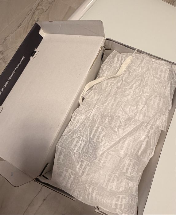 Tommy Hilfiger core corporate textile sneaker 41 -42