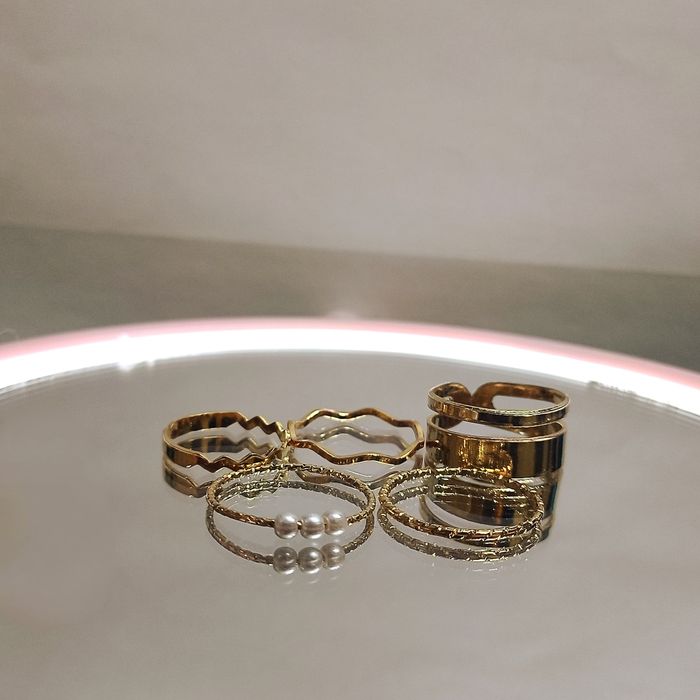 Продаю ювелирные кольца