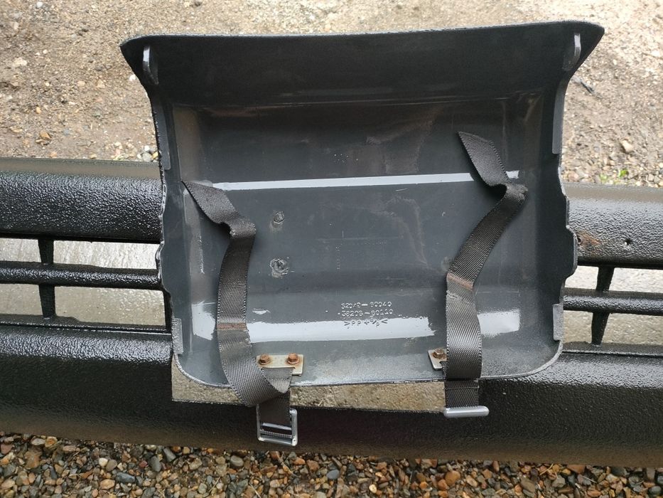 Продам бампер с Тлк 105