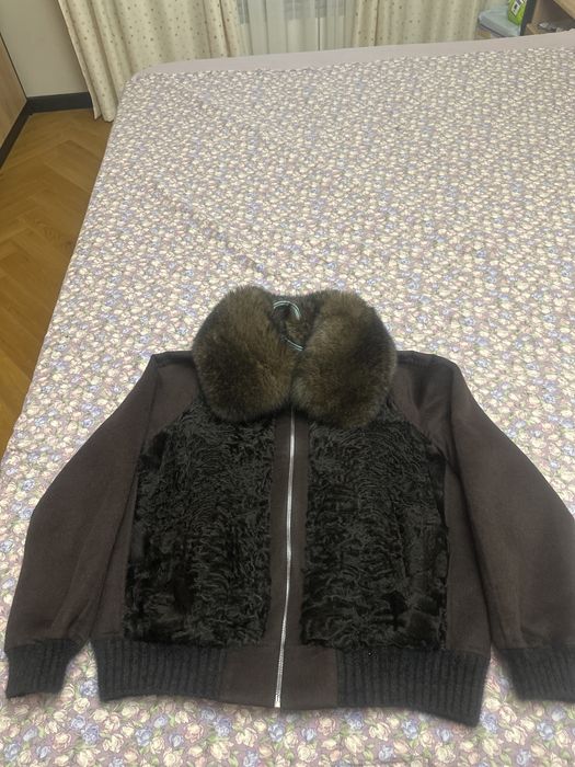 Куртка женская .