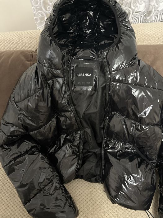 Черно яке Bershka-почти ново