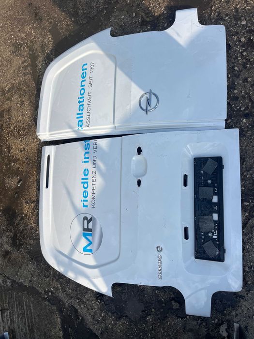 Врати Opel Combo e