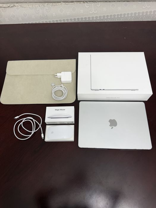 Macbook air 13 2025