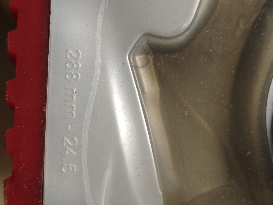 Лыжи с ботинками