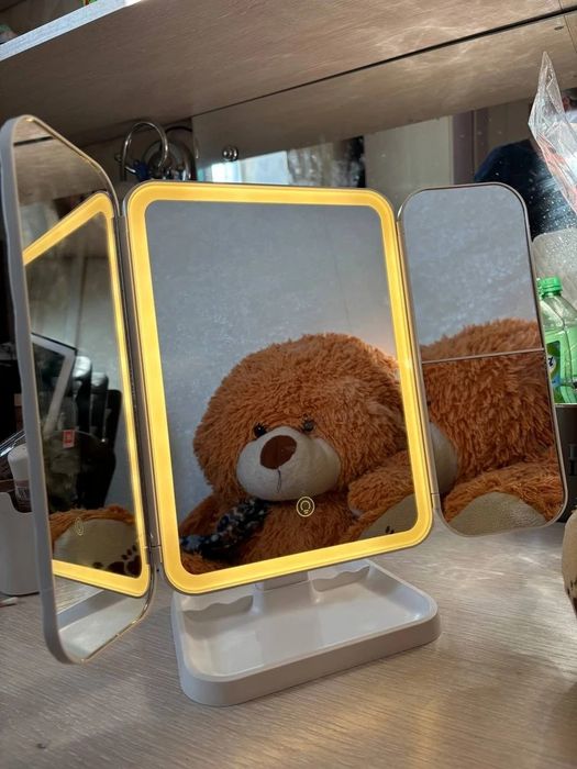 Зеркало гримерное с подсветкой настольное