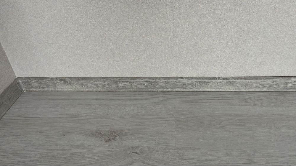 Продам плинтуса