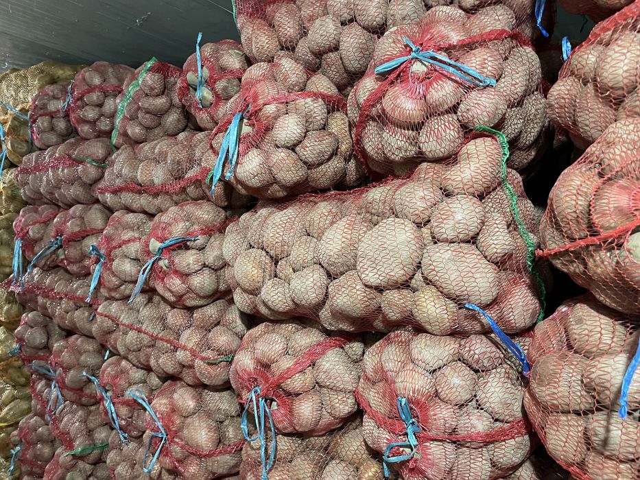 Vand cartofi samanta si consum