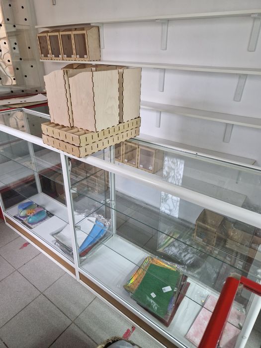 Торговое оборудование, б/у