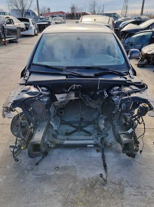 Dezmembrari Audi A4 B8 2.0 TDi 143 cai motor CAGA cutie manuala