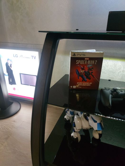 Тумба-стойка под  телевизор MART