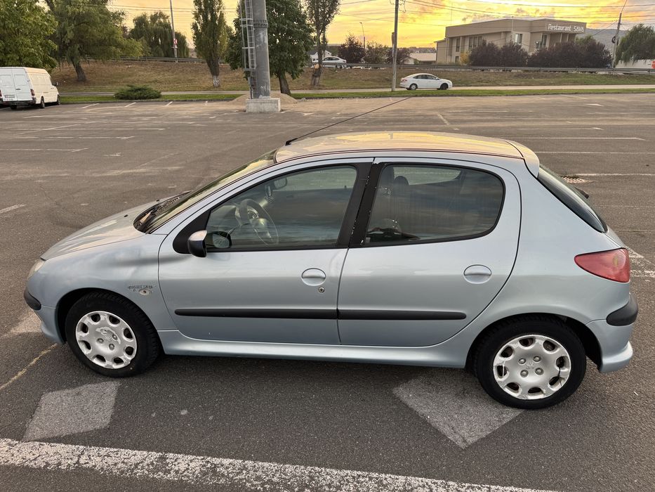 PEUGEOT 206 0 — imagine 4