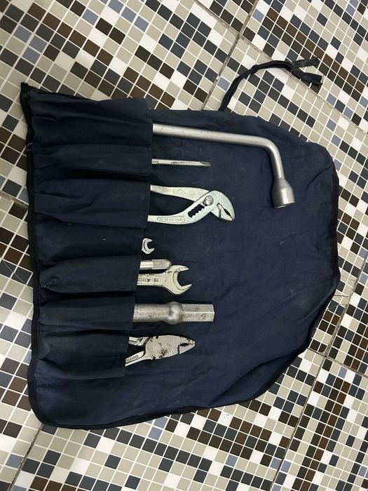 Запчасти на w210